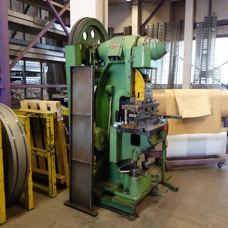 Eccentric punch Ebu 35