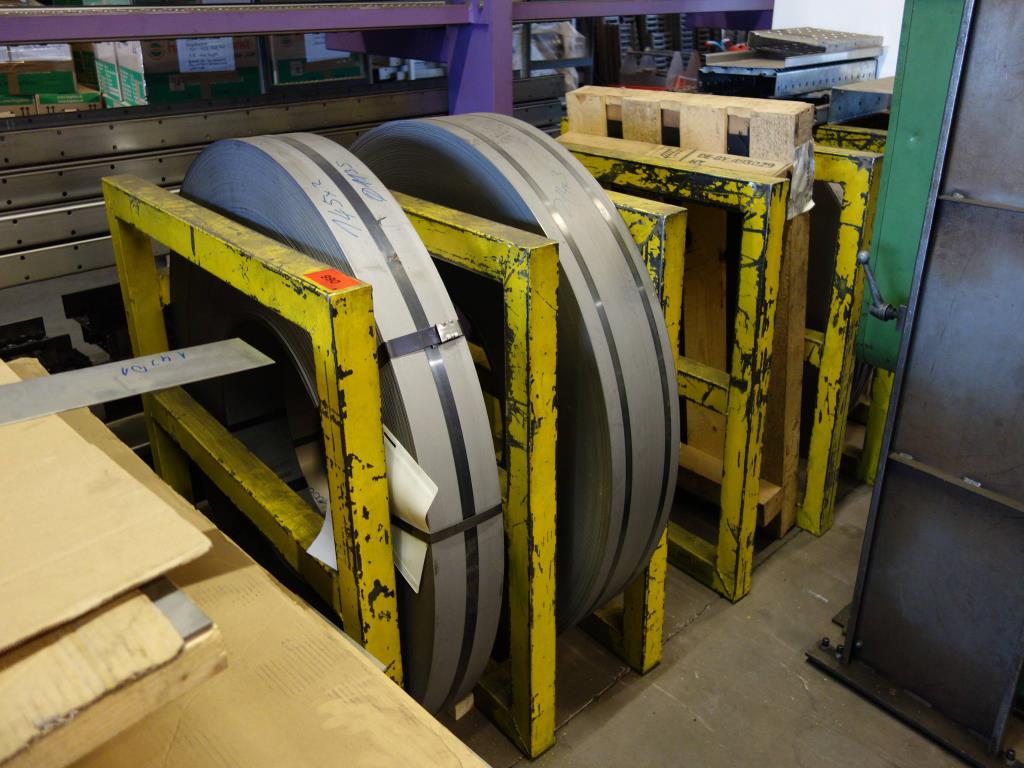 Máquinas de processamento de chapas metálicas, equipamento operacional e de escritório e frota de veículos-1