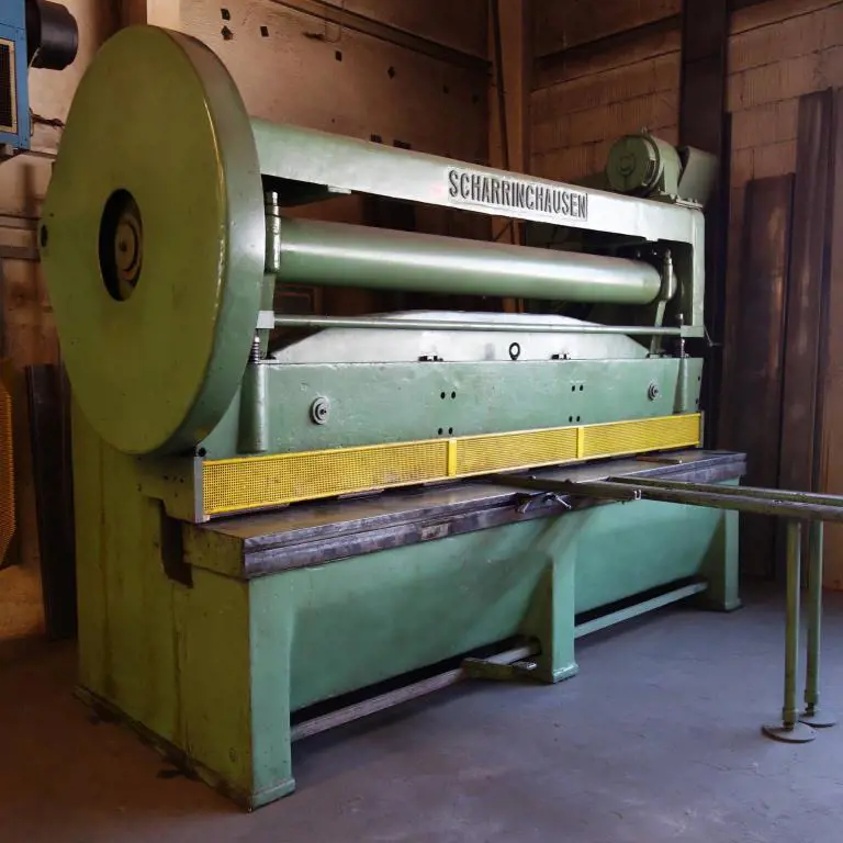 Hydraulische guillotinescharen Scharringhausen TV