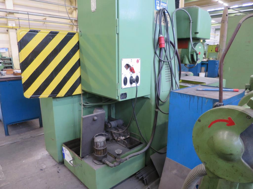 Gear manufacturing machines-2