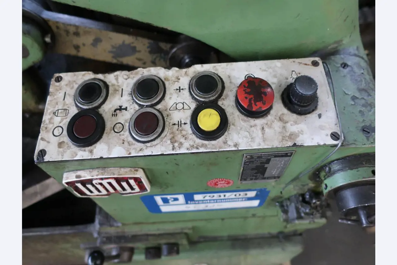 Gear manufacturing machines-6