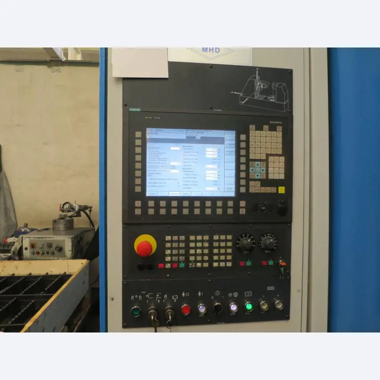 Machines pour la fabrication de roues dentées-11