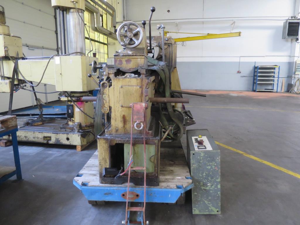 Maschinen zur Zahnradfertigung-3