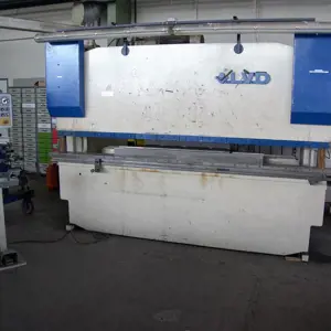 Plieuse CNC LVD PPI 1100/ 30