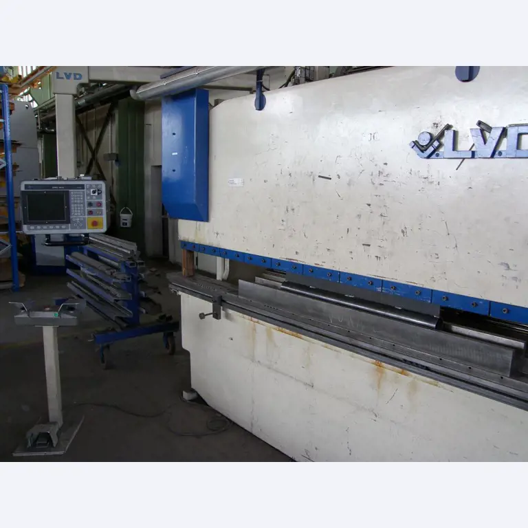 CNC stiskalnica, laserski stroj za izsekovanje-2