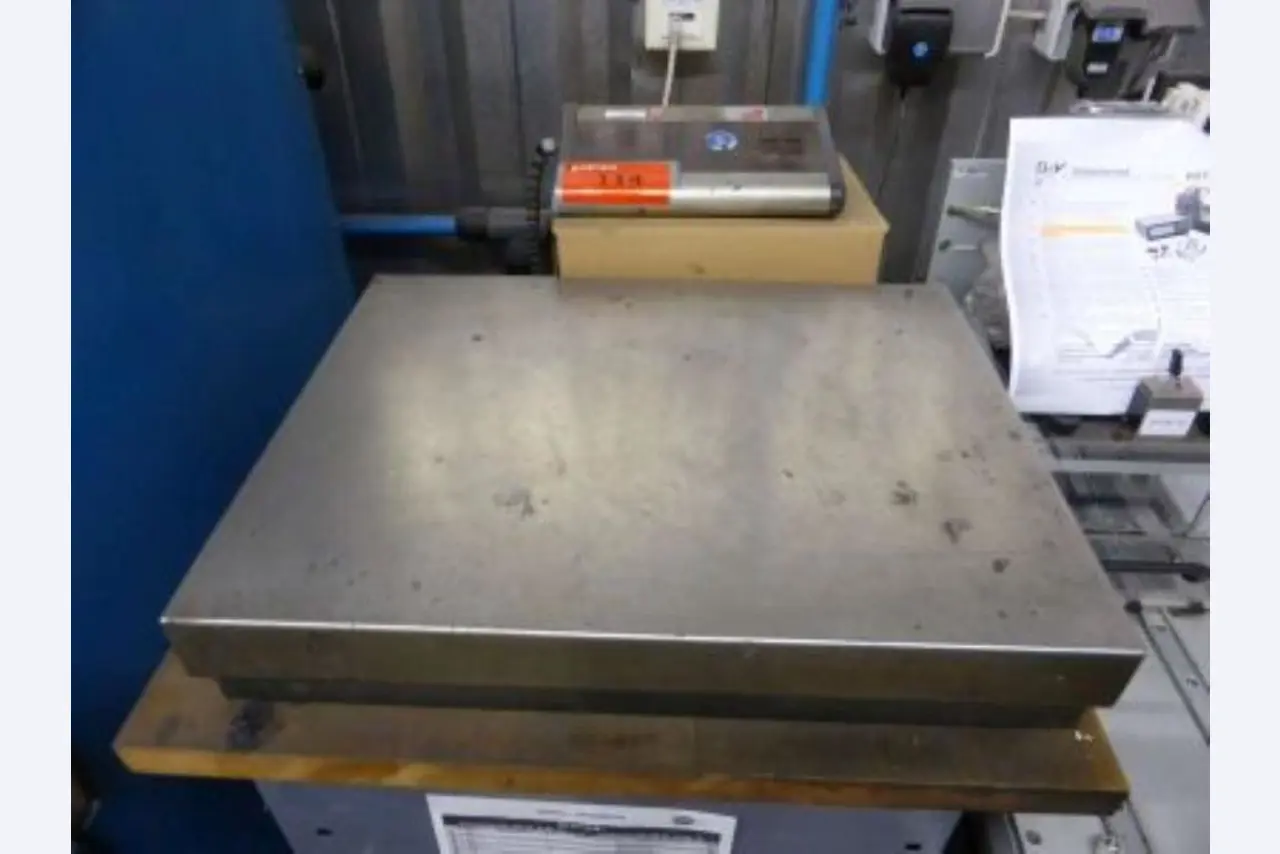 Maschinen zur Aufbereitung von Anlassern<br>und Lichtmaschinen -1