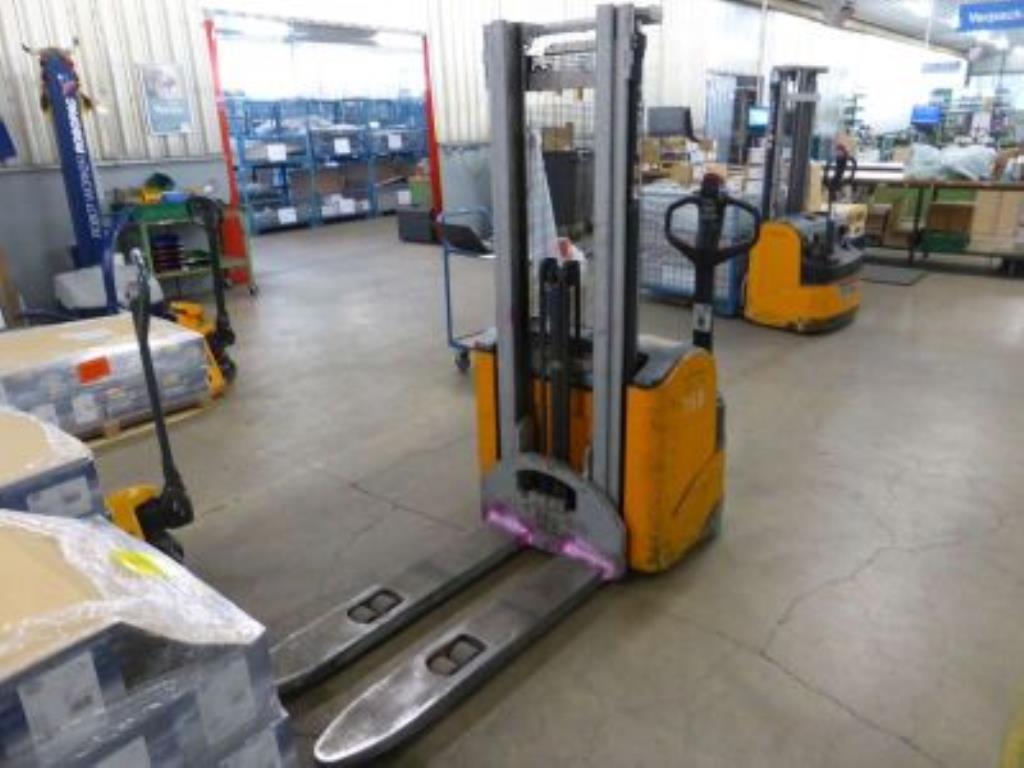 Máquinas para o recondicionamento de motores de arranque e alternadores-2