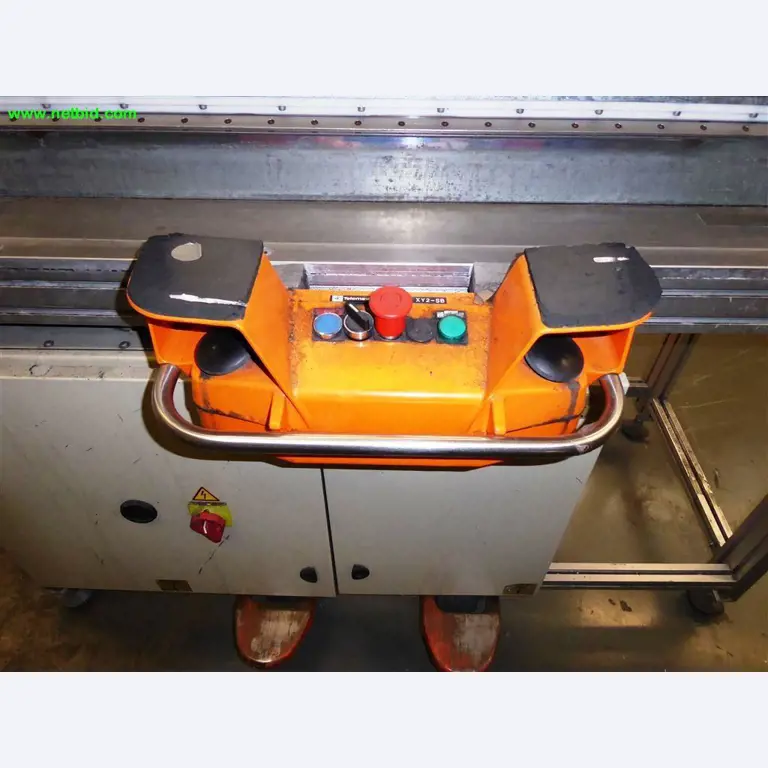 Máquinas e sistemas para o trabalho de metais e tecnologia de superfícies<br>-2