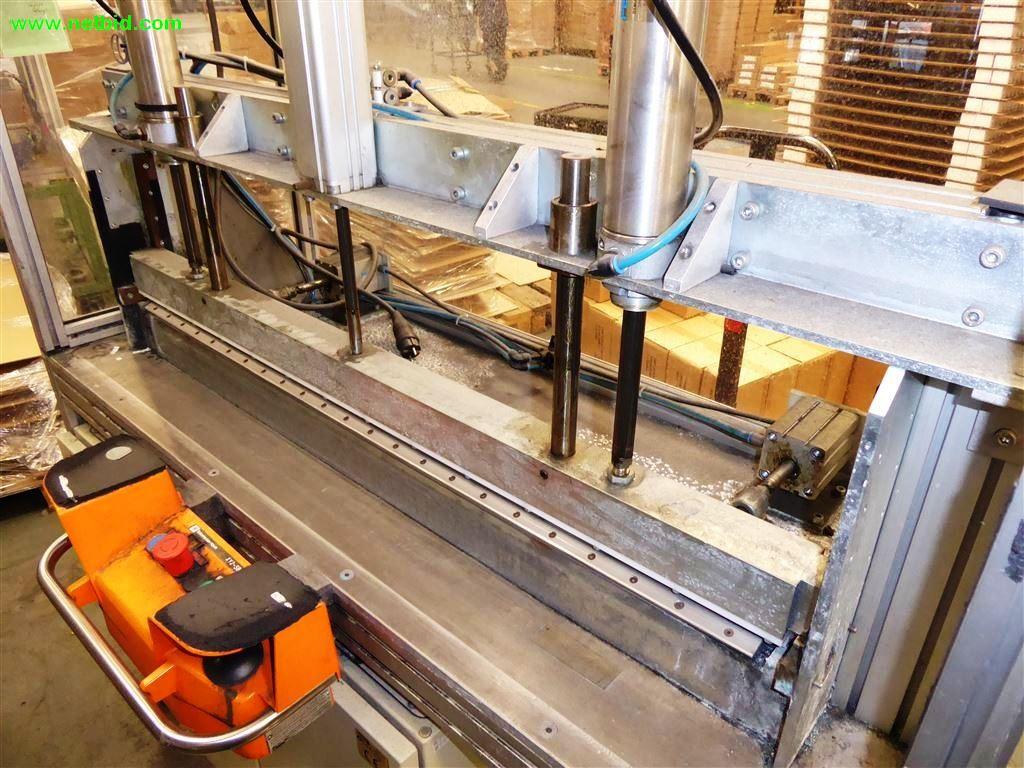 
Máquinas e sistemas para o trabalho de metais e tecnologia de superfícies<br>-3