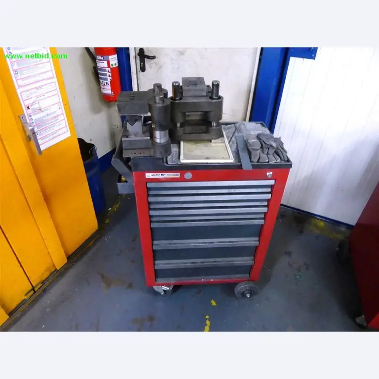 Máquinas e sistemas para o trabalho de metais e tecnologia de superfícies<br>-2