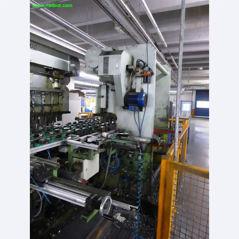 Máquinas e sistemas para o trabalho de metais e tecnologia de superfícies<br>-3