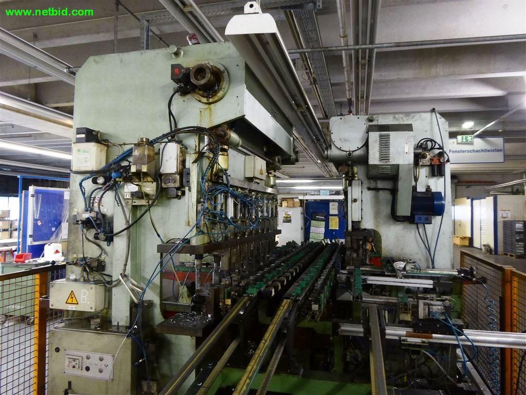 
Máquinas e sistemas para o trabalho de metais e tecnologia de superfícies<br>-5