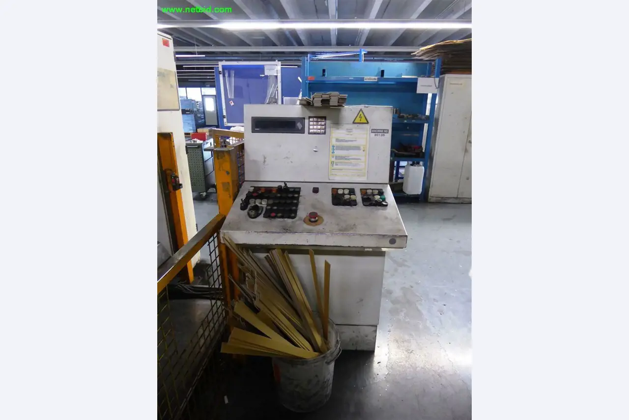 Máquinas e sistemas para o trabalho de metais e tecnologia de superfícies<br>-7