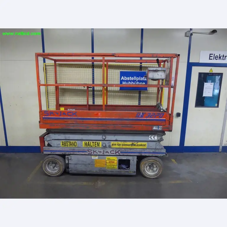 Máquinas e sistemas para o trabalho de metais e tecnologia de superfícies<br>-1