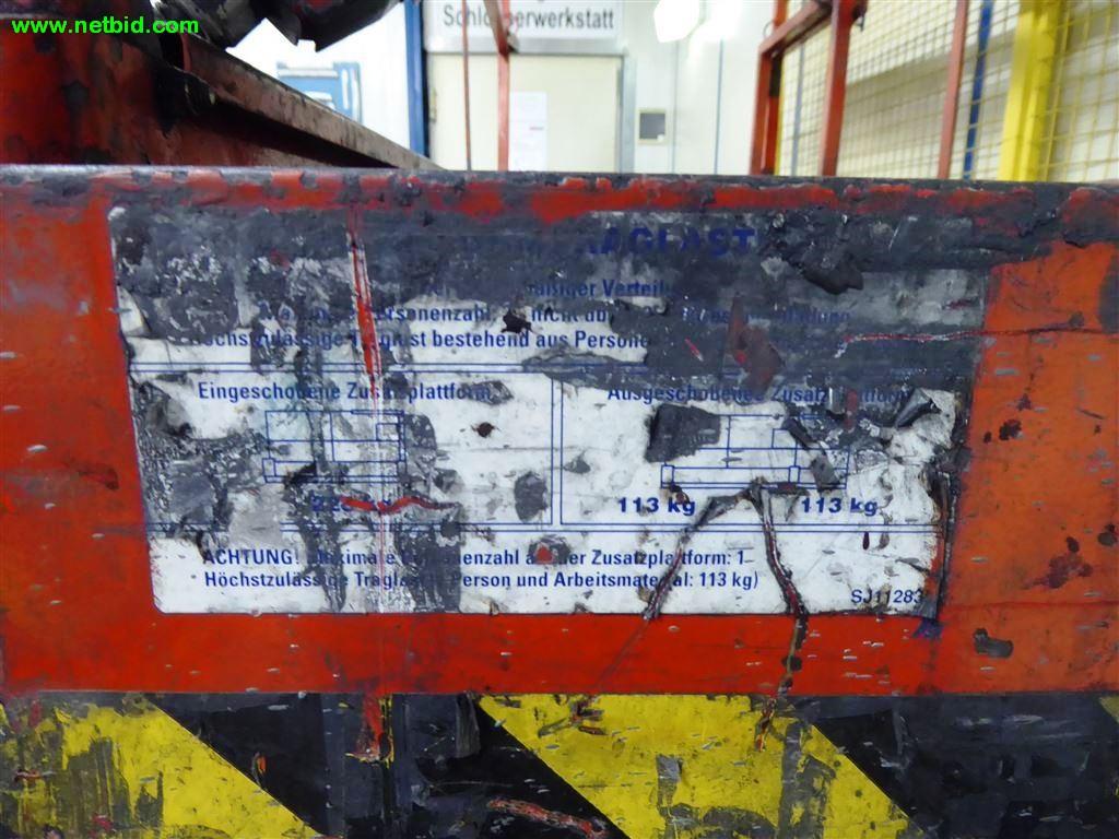 
Machines et installations pour le travail des métaux et le traitement des surfaces<br>.-4