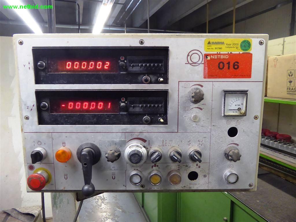 
Máquinas e sistemas para o trabalho de metais e tecnologia de superfícies<br>-11