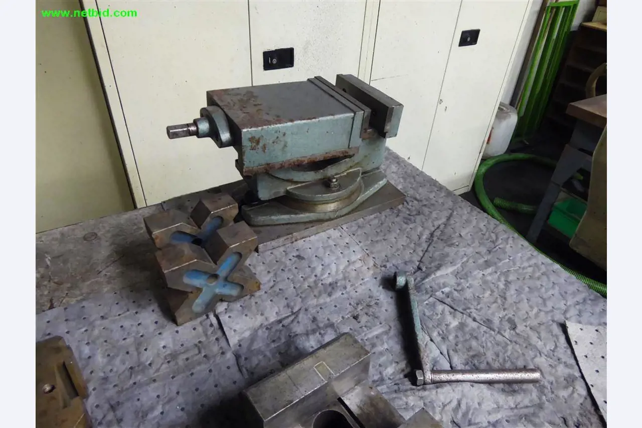 Máquinas e sistemas para o trabalho de metais e tecnologia de superfícies<br>-16