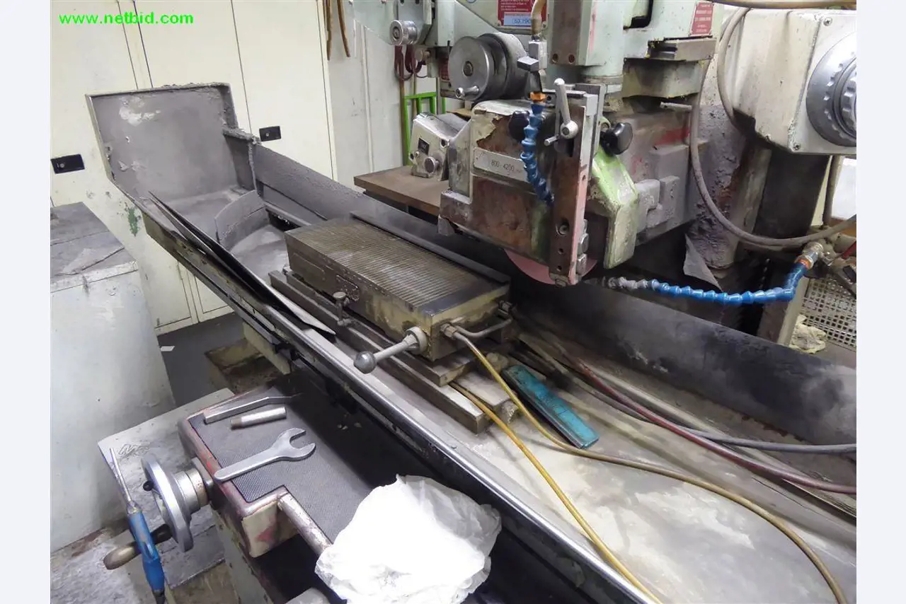 Máquinas e sistemas para o trabalho de metais e tecnologia de superfícies<br>-2