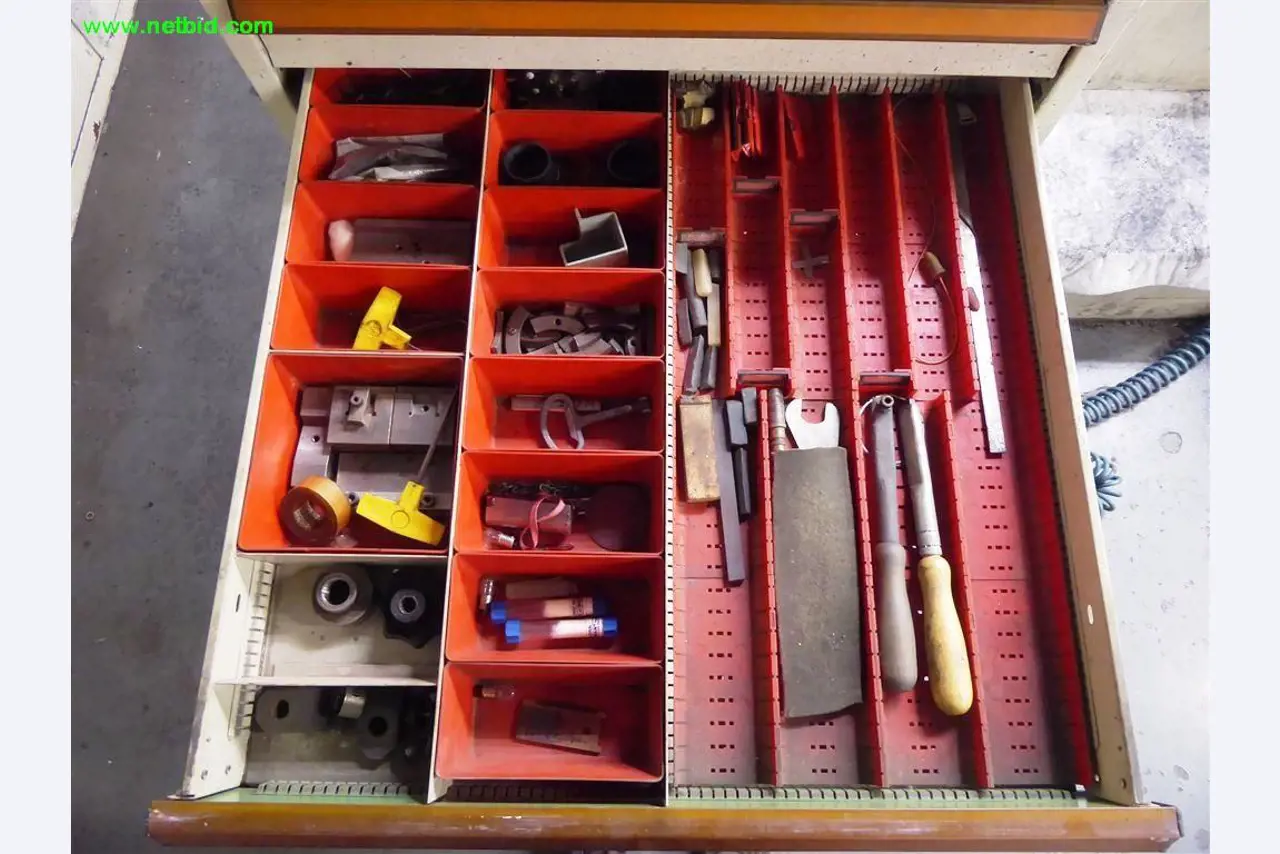 Máquinas e sistemas para o trabalho de metais e tecnologia de superfícies<br>-4