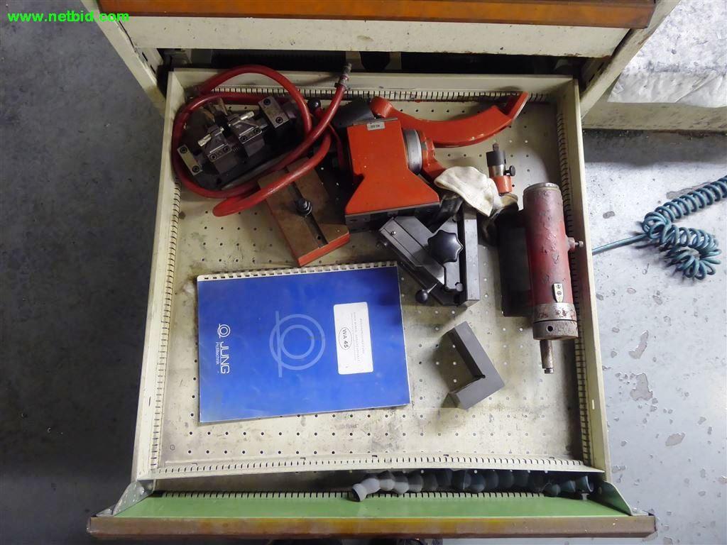 
Máquinas e sistemas para o trabalho de metais e tecnologia de superfícies<br>-7