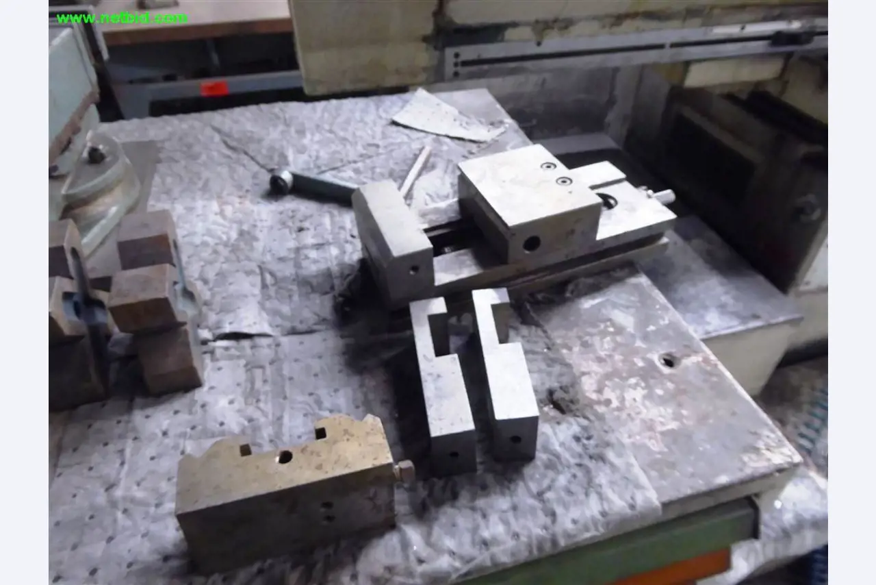 Máquinas e sistemas para o trabalho de metais e tecnologia de superfícies<br>-9