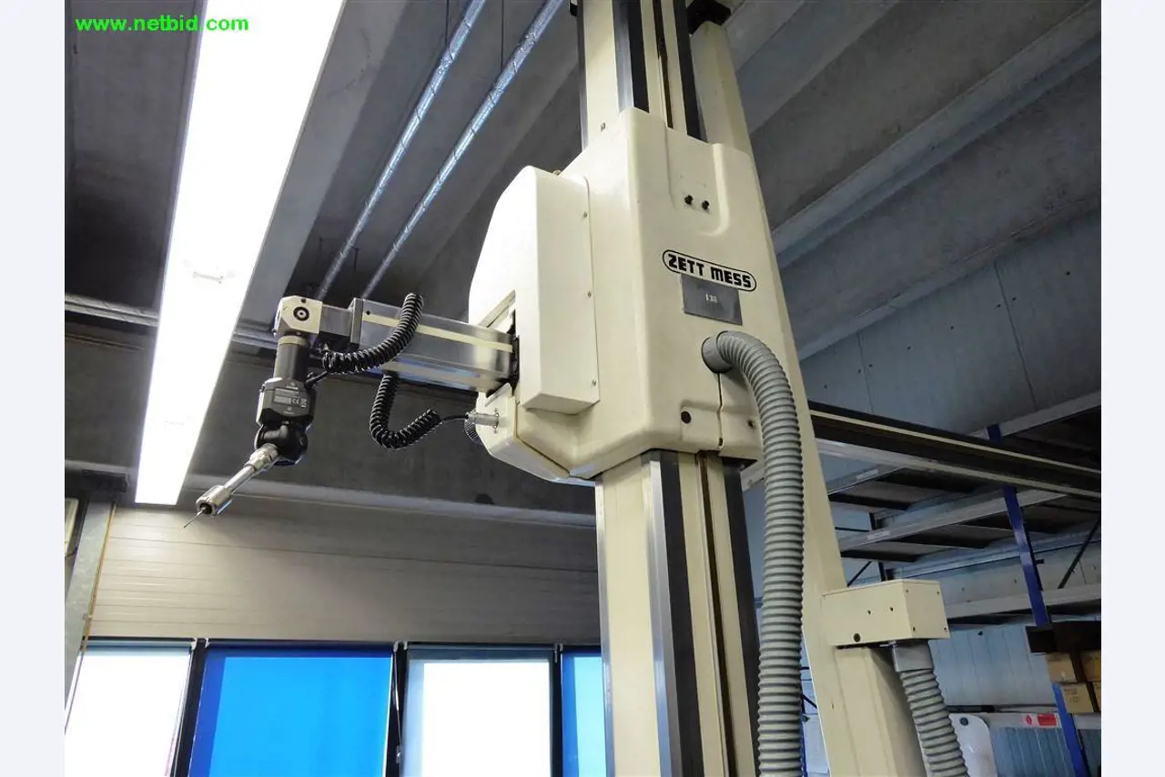 Máquinas e sistemas para o trabalho de metais e tecnologia de superfícies<br>-12