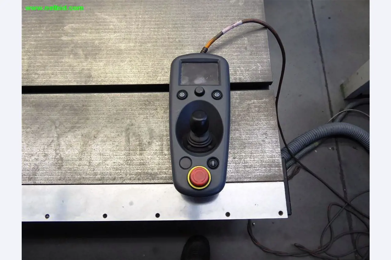 Máquinas e sistemas para o trabalho de metais e tecnologia de superfícies<br>-15