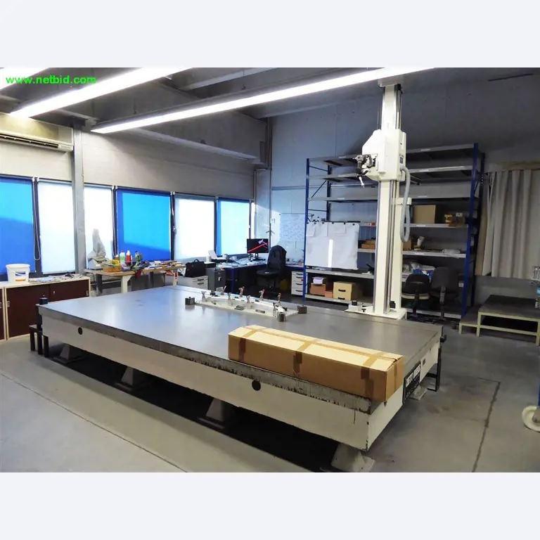 Máquinas e sistemas para o trabalho de metais e tecnologia de superfícies<br>-1