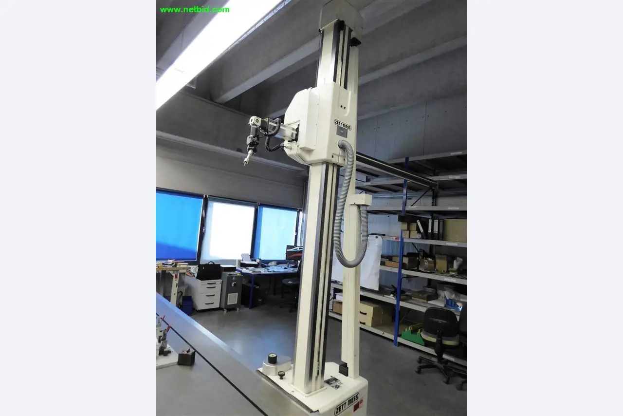 Máquinas e sistemas para o trabalho de metais e tecnologia de superfícies<br>-2