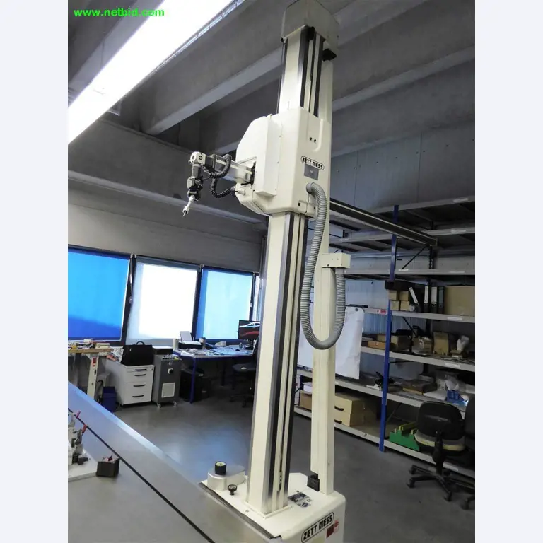 Máquinas e sistemas para o trabalho de metais e tecnologia de superfícies<br>-2