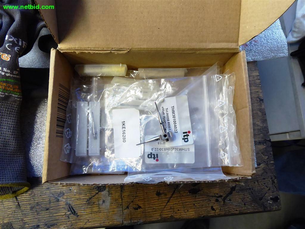 
Máquinas e sistemas para o trabalho de metais e tecnologia de superfícies<br>-4