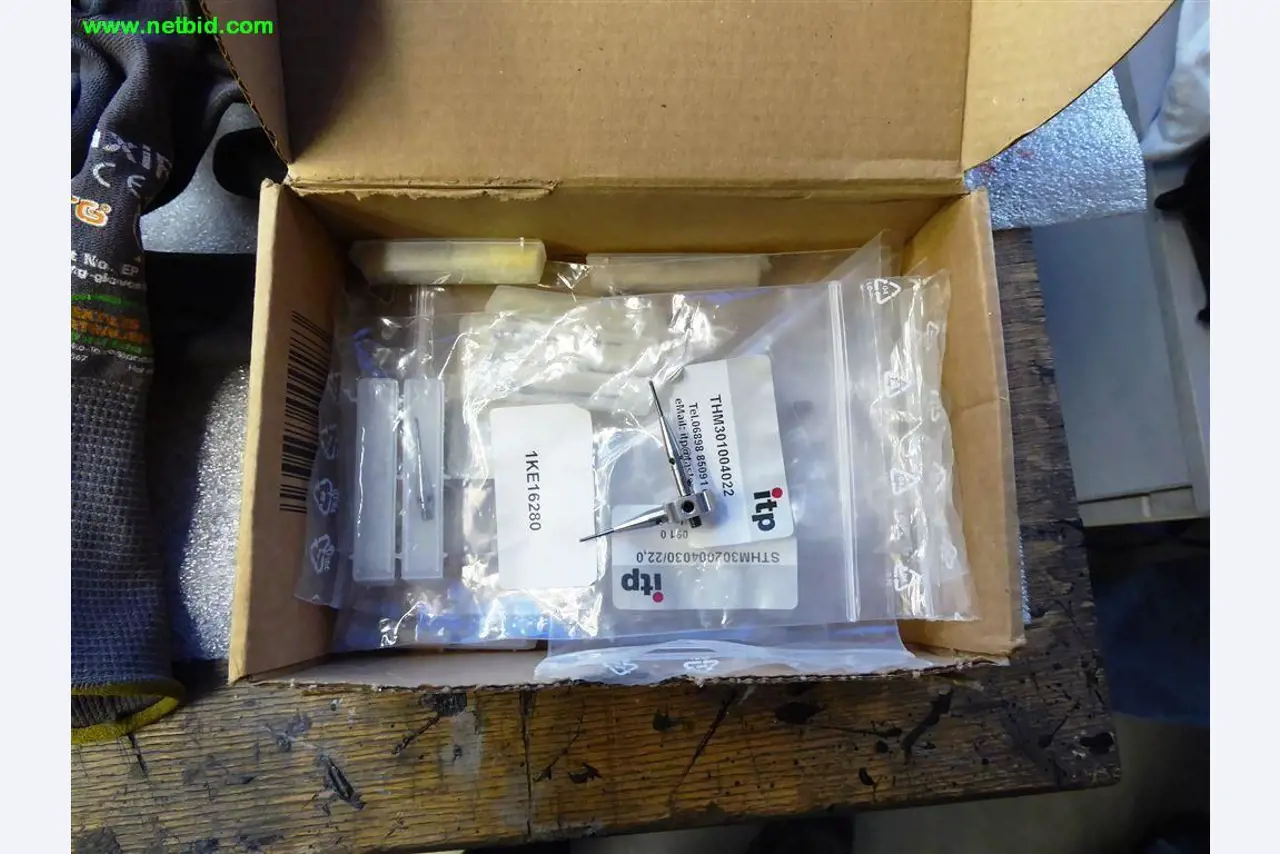 Máquinas e sistemas para o trabalho de metais e tecnologia de superfícies<br>-4