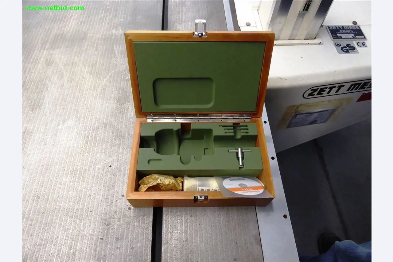 Máquinas e sistemas para o trabalho de metais e tecnologia de superfícies<br>-5