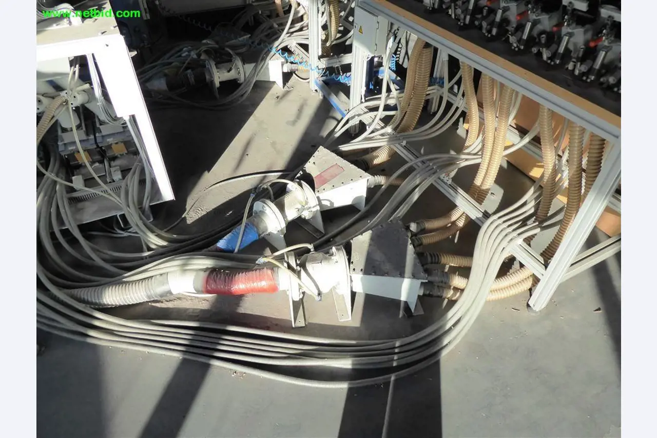 Máquinas e sistemas para o trabalho de metais e tecnologia de superfícies<br>-5