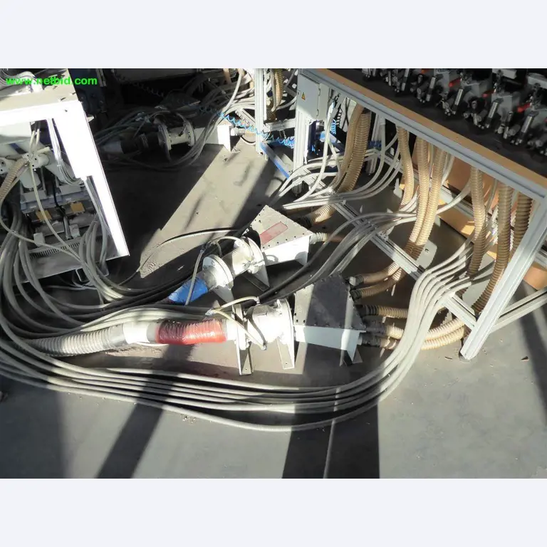 Máquinas e sistemas para o trabalho de metais e tecnologia de superfícies<br>-5