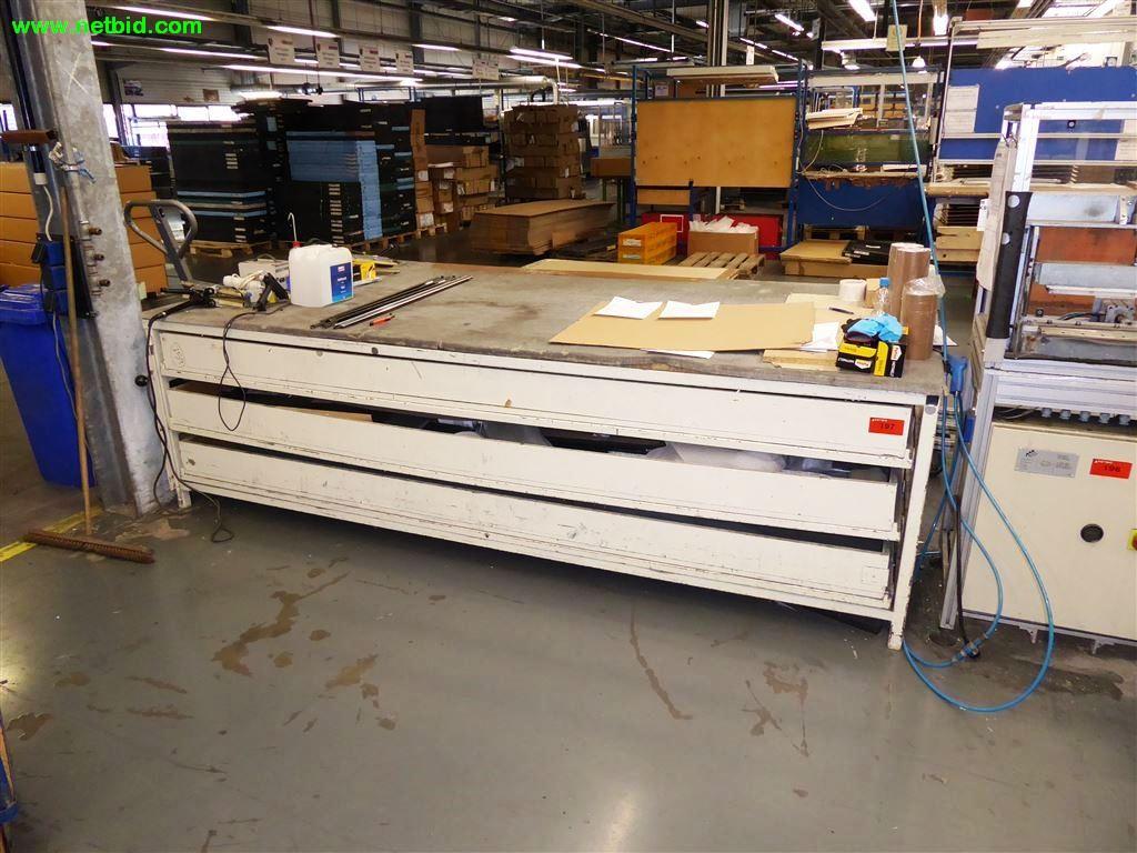 
Máquinas e sistemas para o trabalho de metais e tecnologia de superfícies<br>-1