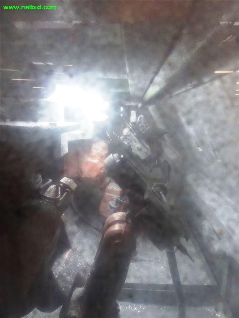 
Máquinas e sistemas para o trabalho de metais e tecnologia de superfícies<br>-3