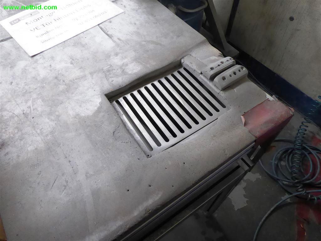 
Máquinas e sistemas para o trabalho de metais e tecnologia de superfícies<br>-2