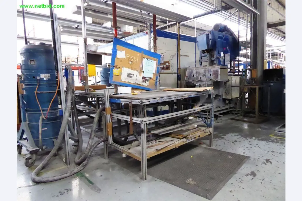 Máquinas e sistemas para o trabalho de metais e tecnologia de superfícies<br>-4