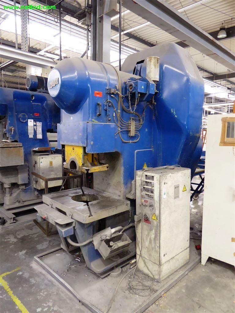 
Máquinas e sistemas para o trabalho de metais e tecnologia de superfícies<br>-1