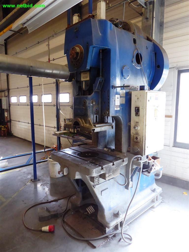 
Máquinas e sistemas para o trabalho de metais e tecnologia de superfícies<br>-1