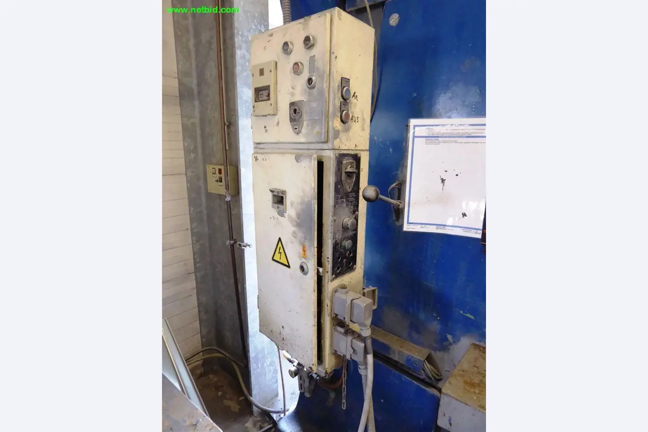 Máquinas e sistemas para o trabalho de metais e tecnologia de superfícies<br>-4