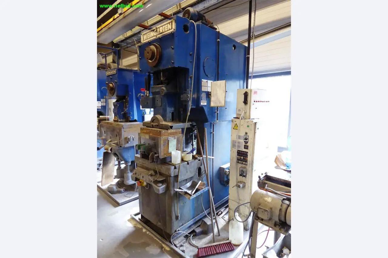 Máquinas e sistemas para o trabalho de metais e tecnologia de superfícies<br>-1