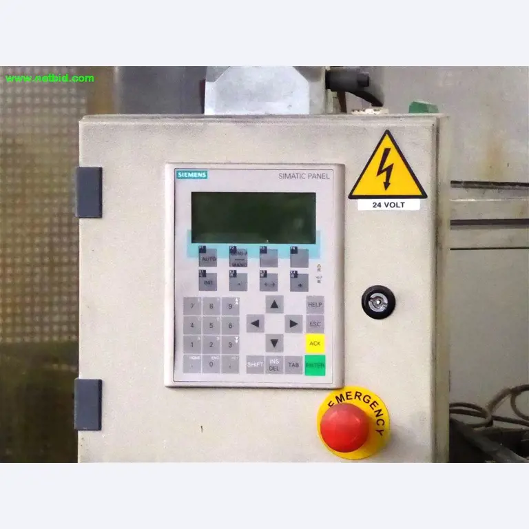 Máquinas e sistemas para o trabalho de metais e tecnologia de superfícies<br>-8