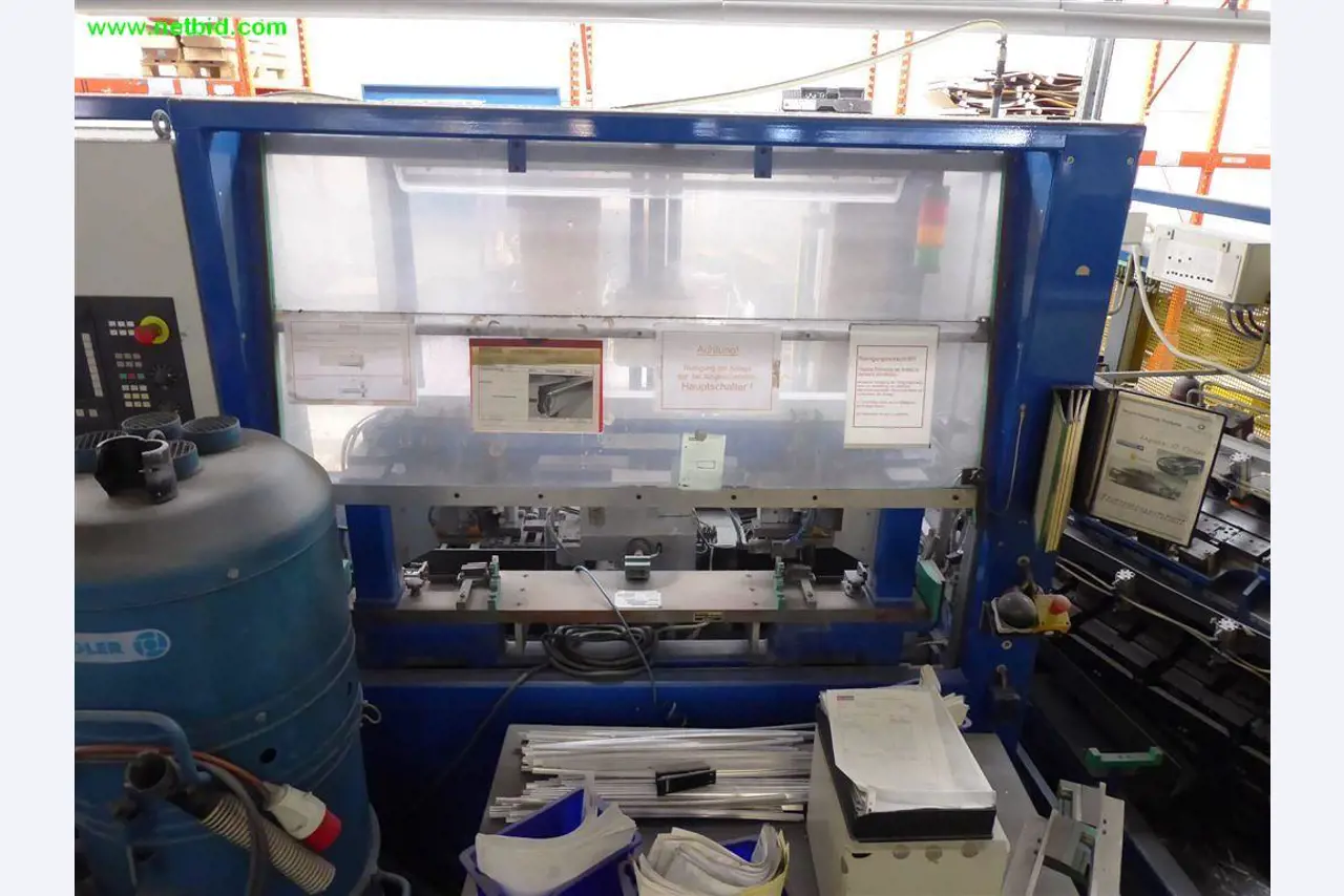 Máquinas e sistemas para o trabalho de metais e tecnologia de superfícies<br>-2