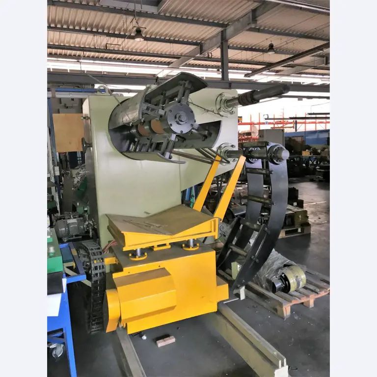 Máquinas e sistemas para o trabalho de metais e tecnologia de superfícies<br>-1