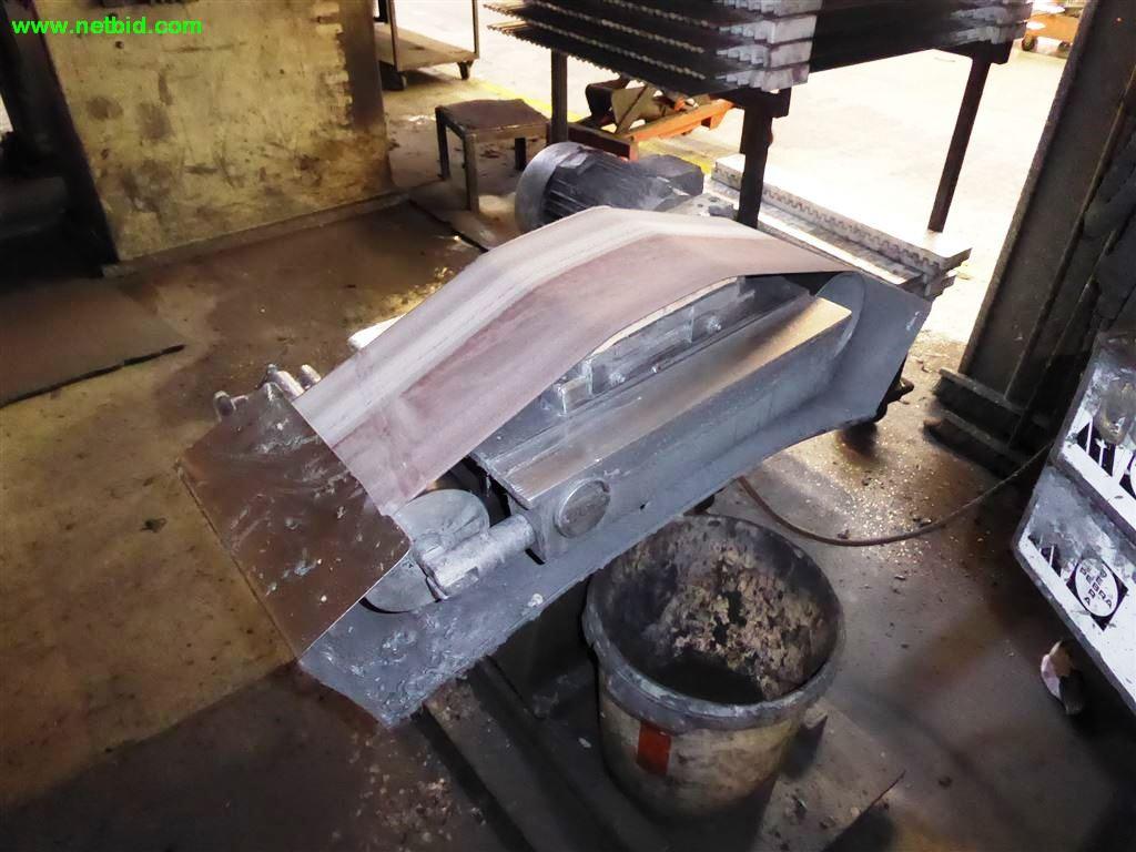 
Máquinas e sistemas para o trabalho de metais e tecnologia de superfícies<br>-2