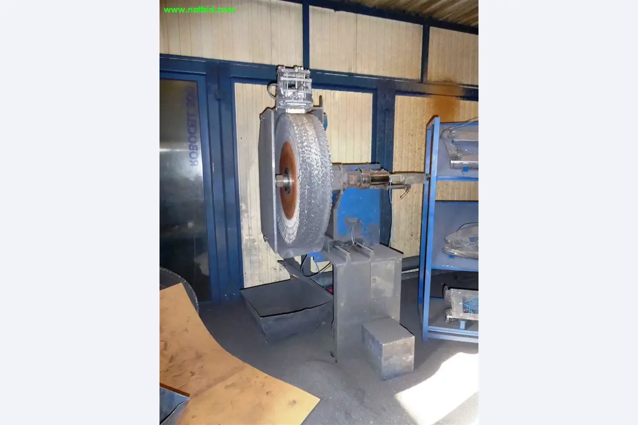 Máquinas e sistemas para o trabalho de metais e tecnologia de superfícies<br>-9