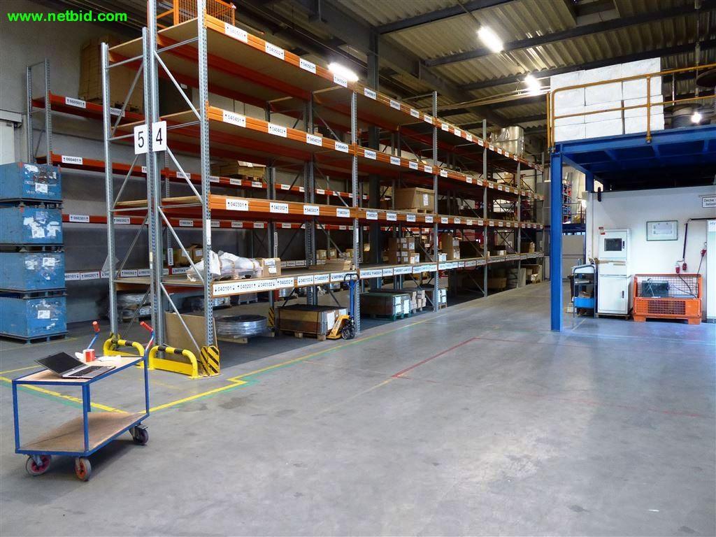 
Máquinas e sistemas para o trabalho de metais e tecnologia de superfícies<br>-8