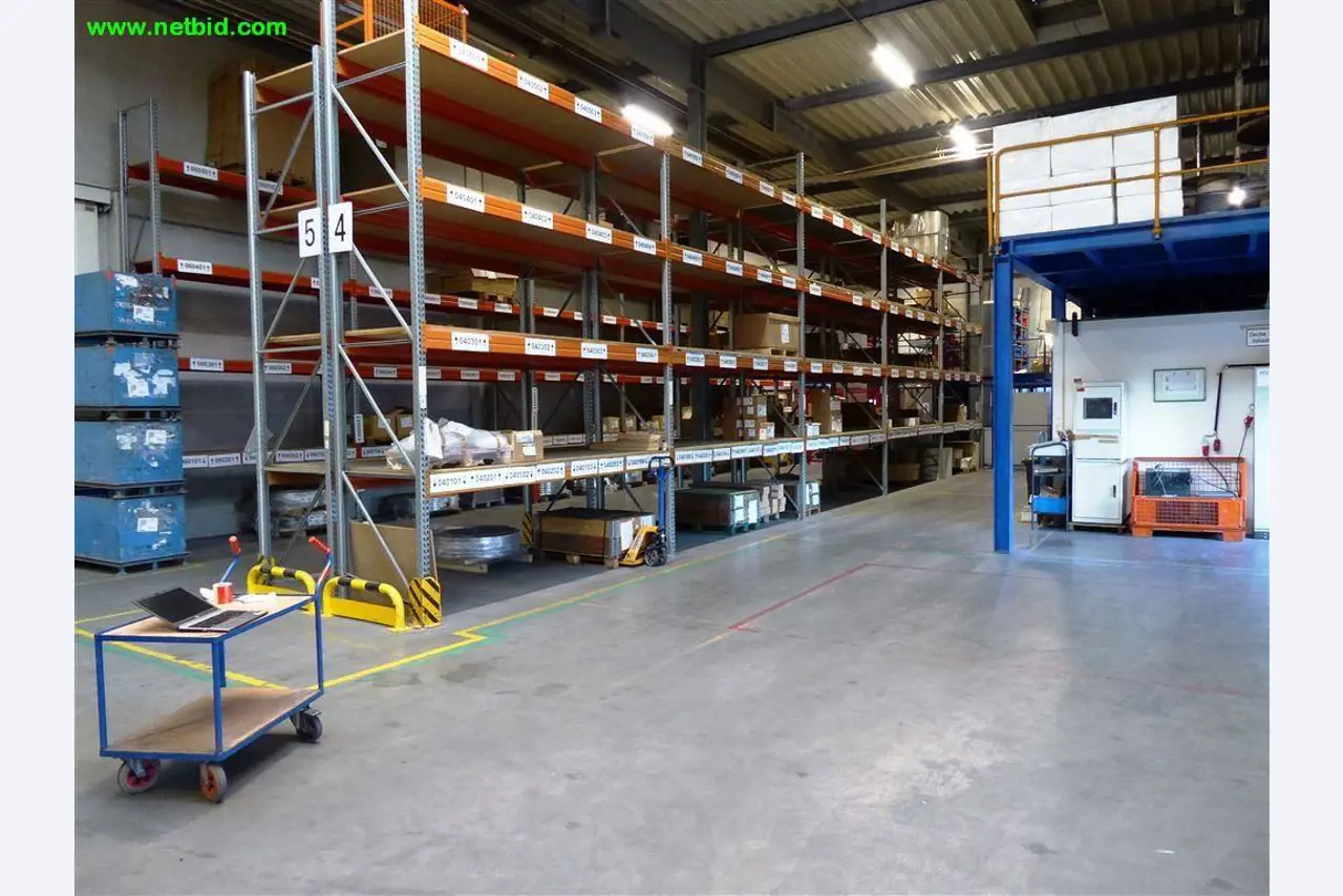 Máquinas e sistemas para o trabalho de metais e tecnologia de superfícies<br>-8